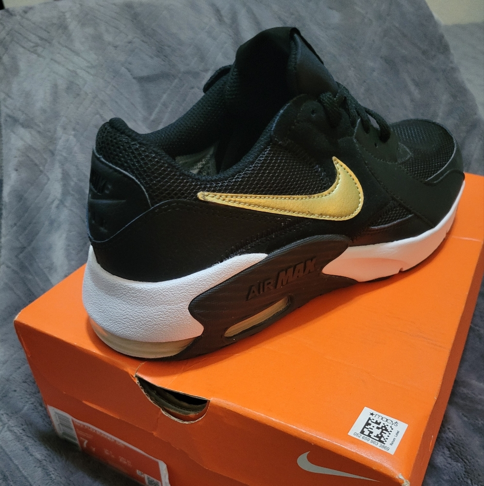 Youth Black/Gold Nike Air Max - Picture 3 of 4